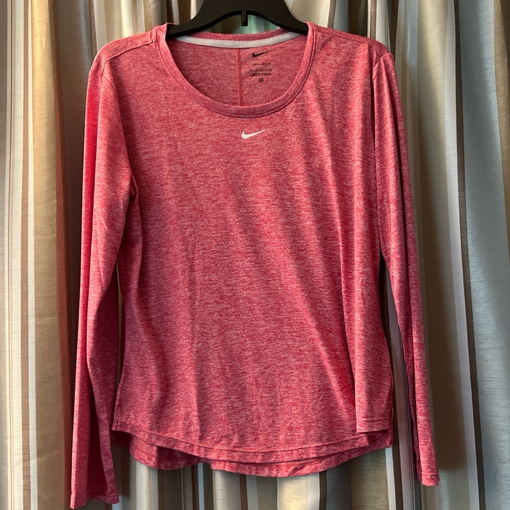 Nike Long Sleeved Tee 62